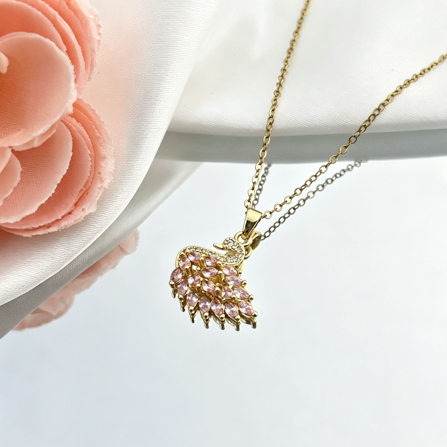 Little Swan Necklace