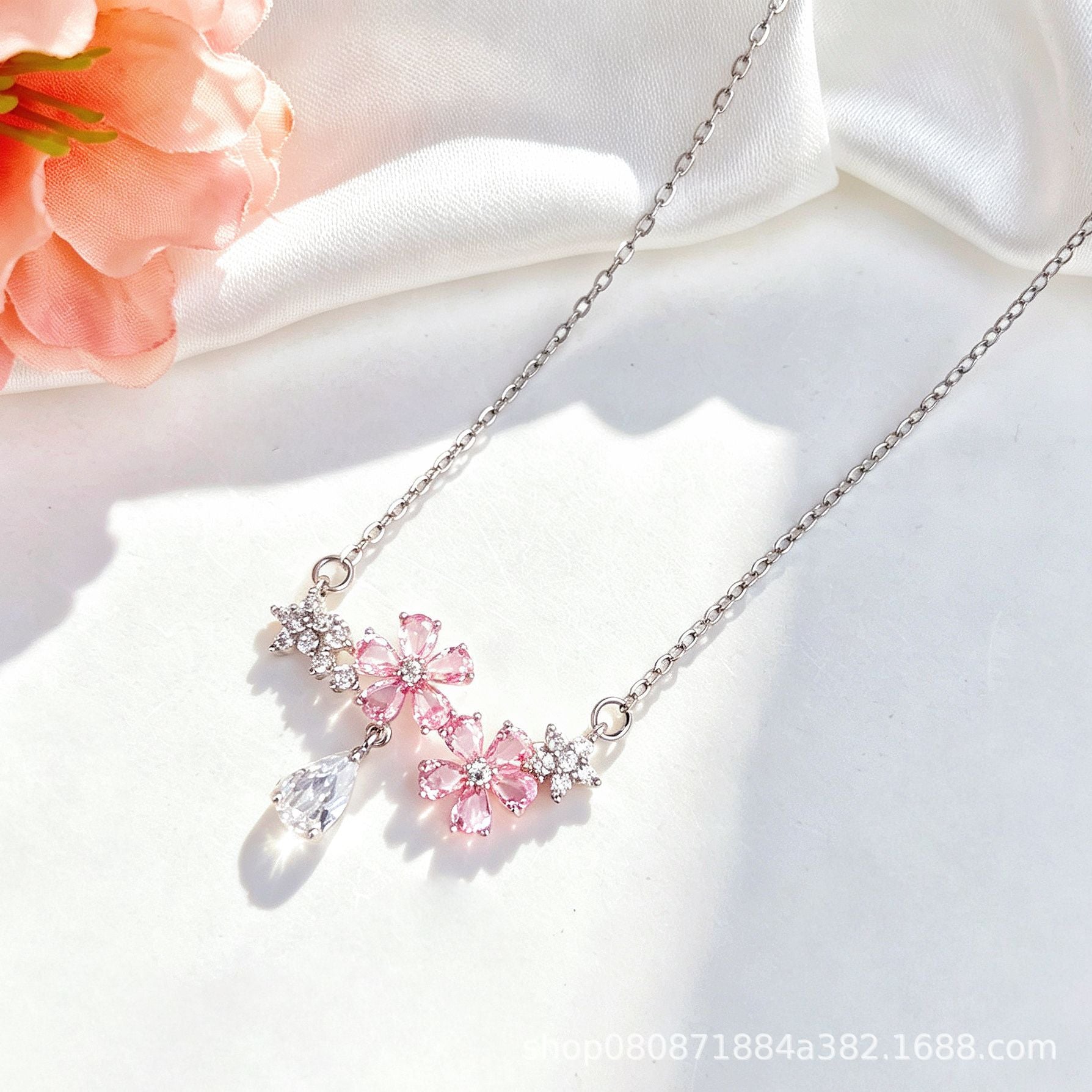 Water Drop Flower Necklace